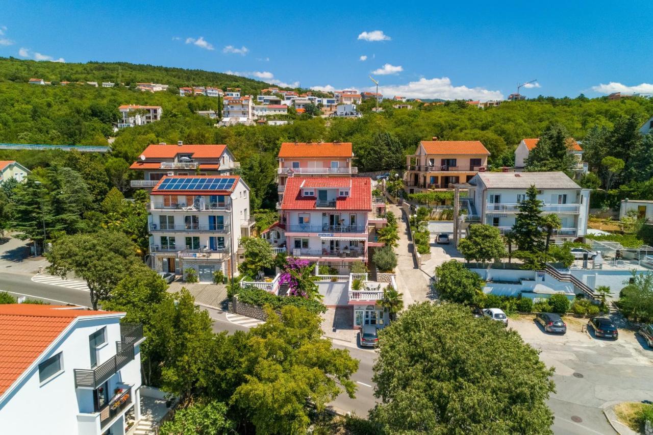 Apartments With A Parking Space Crikvenica - 5478 Екстер'єр фото