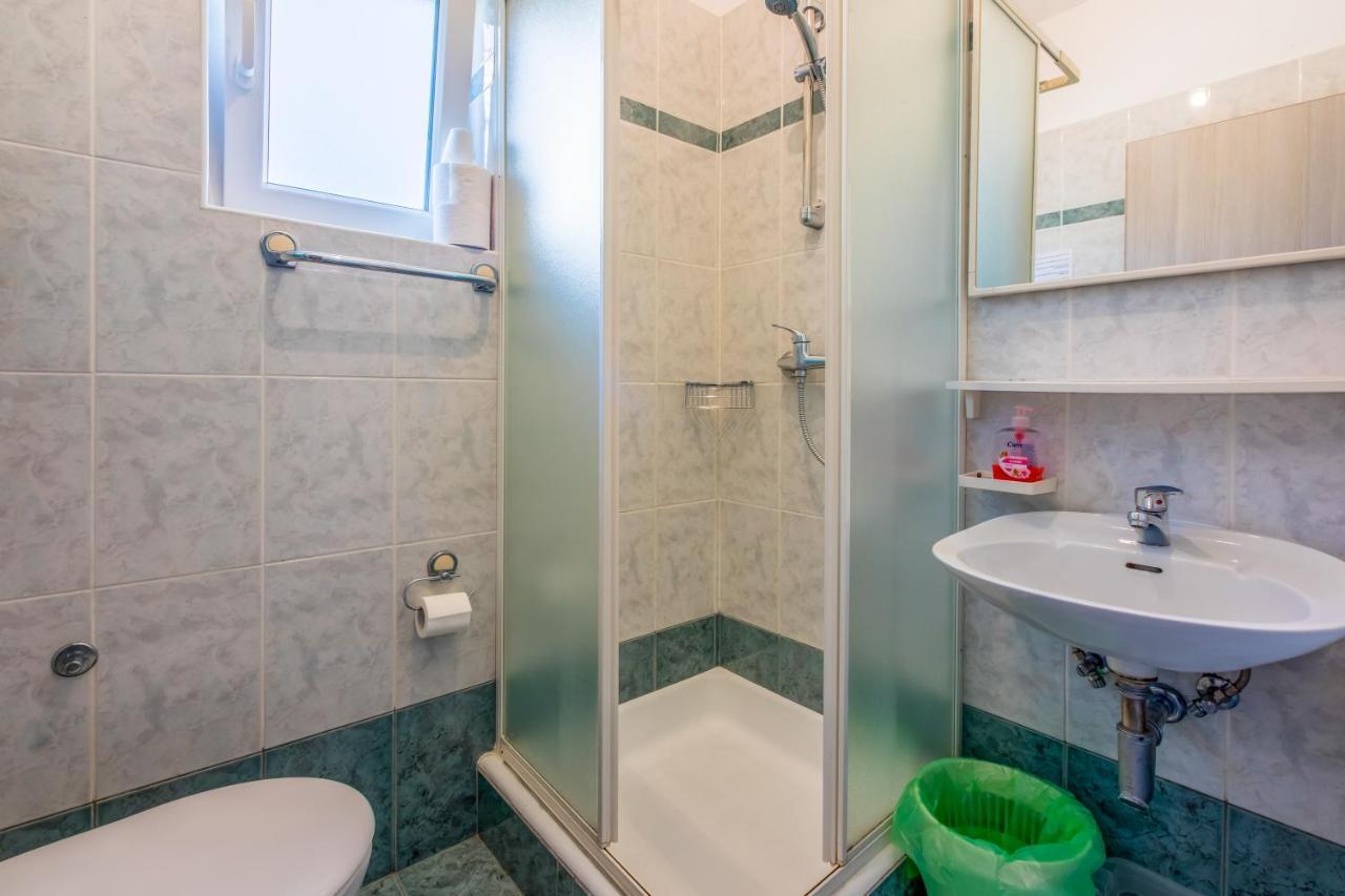 Apartments With A Parking Space Crikvenica - 5478 Екстер'єр фото