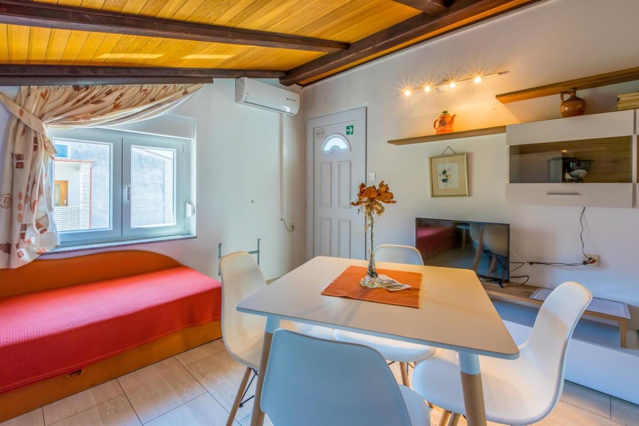 Apartments With A Parking Space Crikvenica - 5478 Екстер'єр фото