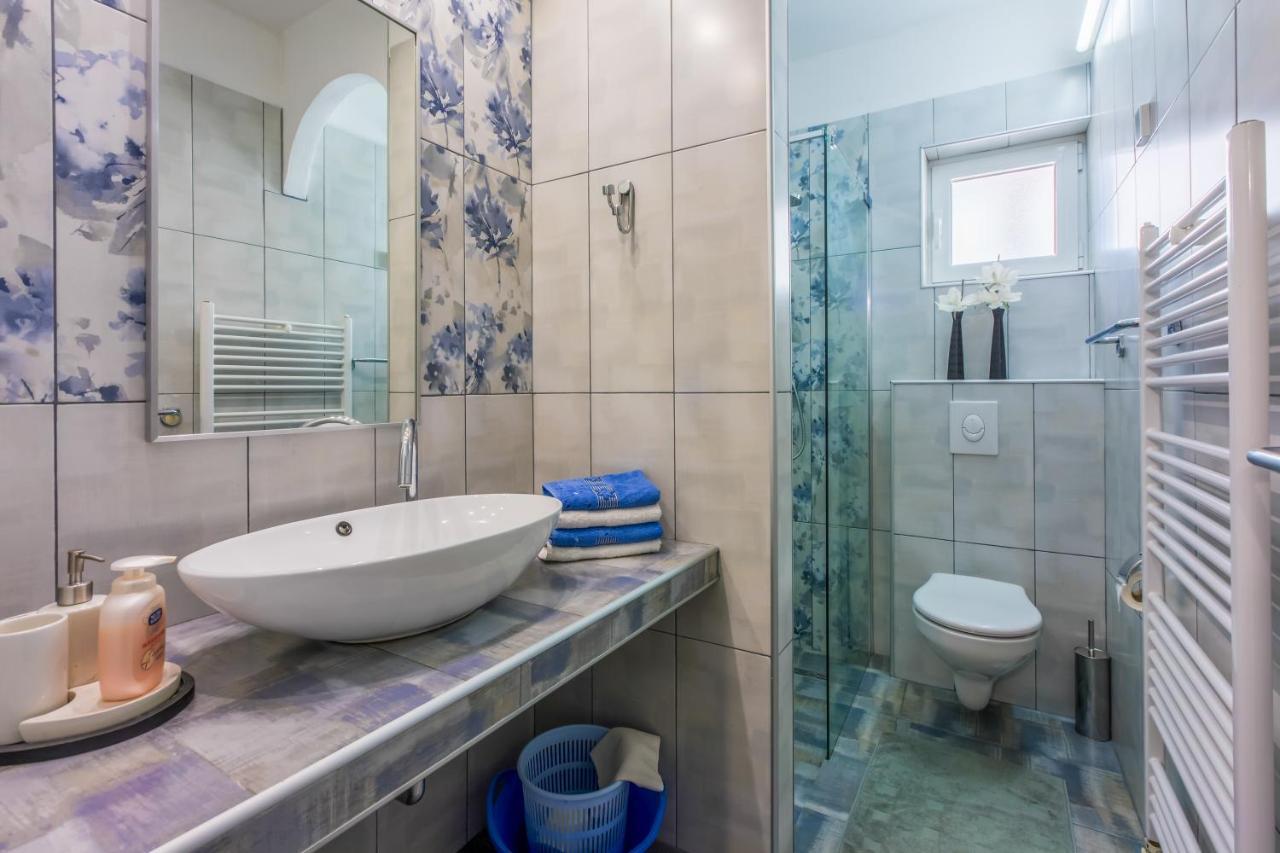 Apartments With A Parking Space Crikvenica - 5478 Екстер'єр фото