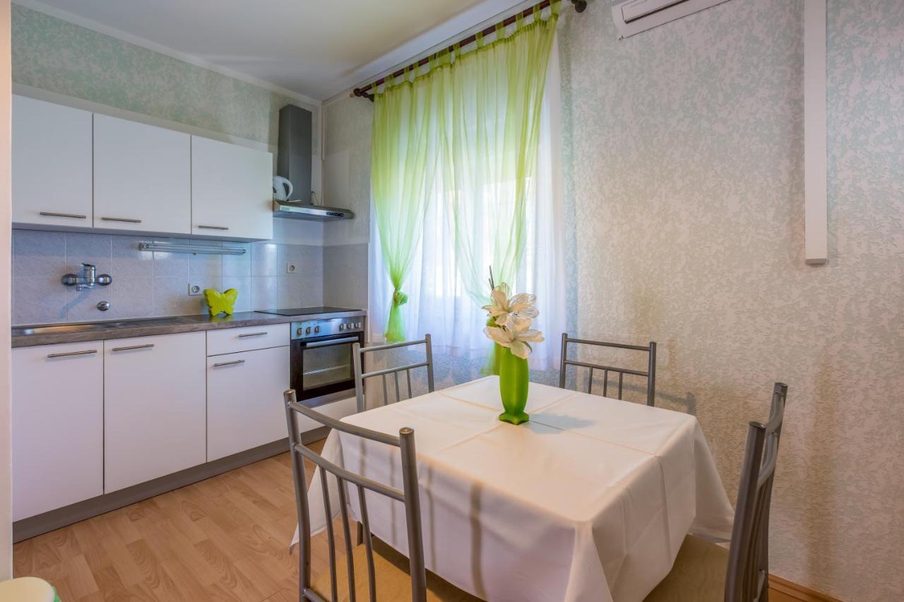 Apartments With A Parking Space Crikvenica - 5478 Екстер'єр фото